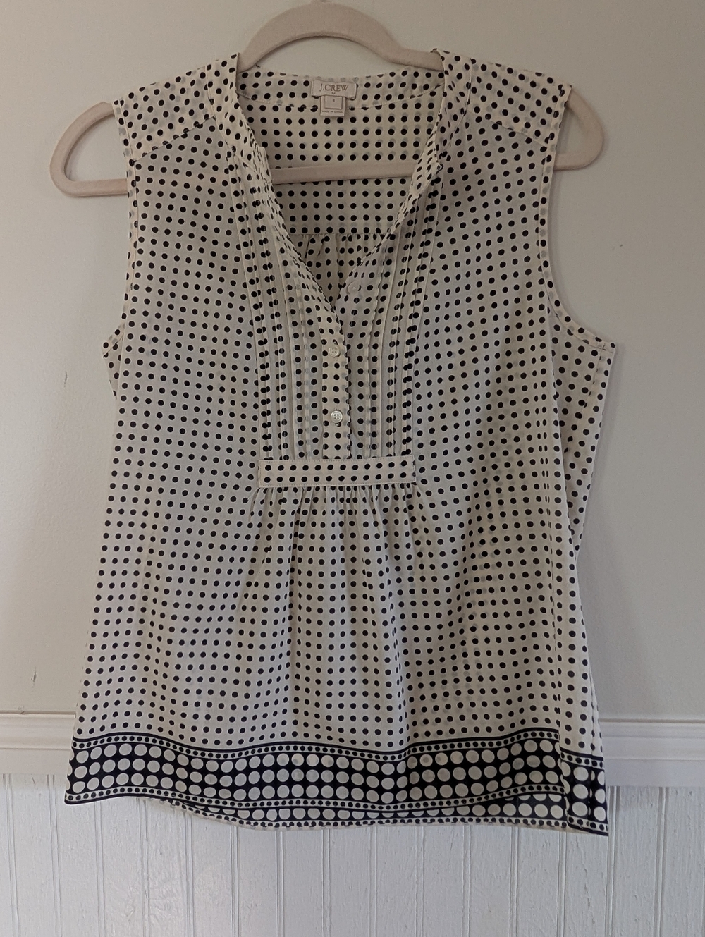 Sleeveless Polkadot Blouse